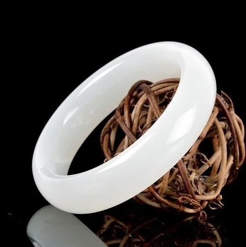 Pulseira bangle jade branca na - Women Accessories For Hand avaliação e preço