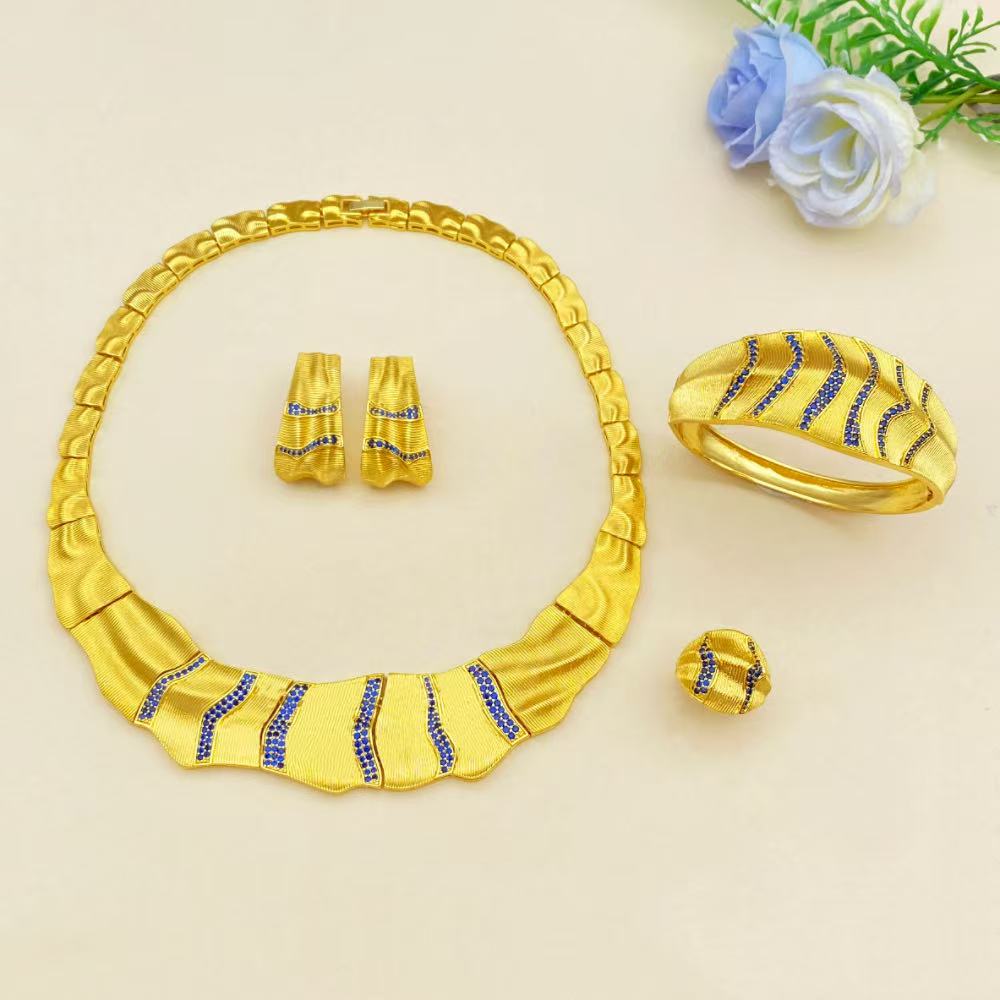 Conjunto de Joias em Latão Ban - Women Accessories Uae avaliação e preço